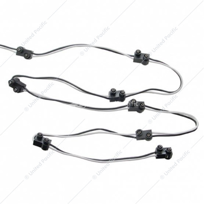 8 Count 2-Prong Male Bullet Plugs 16G Wire Harness - 7" Lead Between Plugs (Bulk)